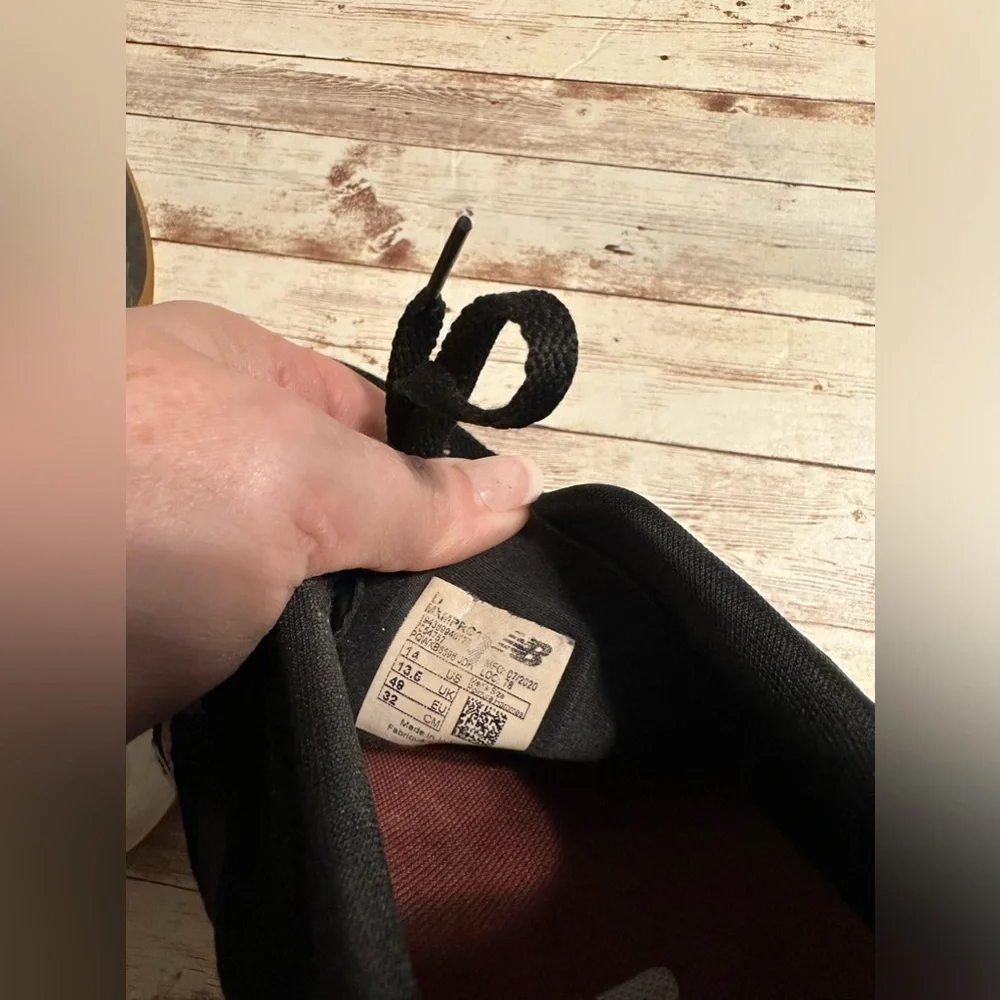 New Balance Mens Size 14 Black - Picture 6 of 7